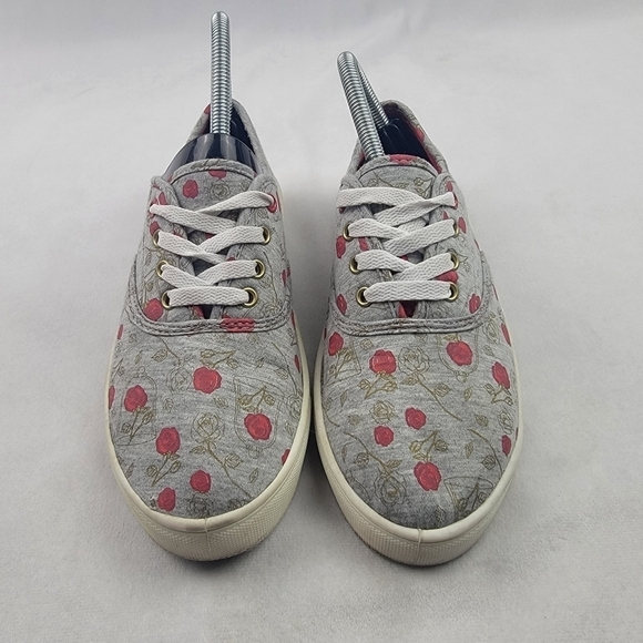 Disney Beauty And The Beast Belle rose sneakers - Picture 4 of 7